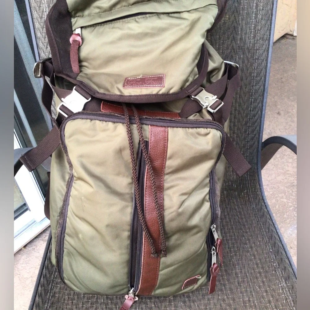 Five Four olive green